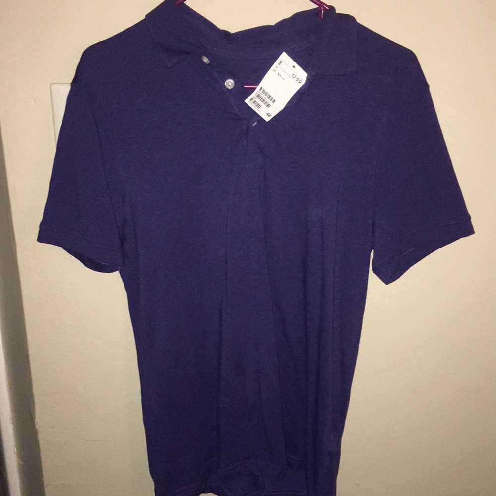 Small H&M shirt